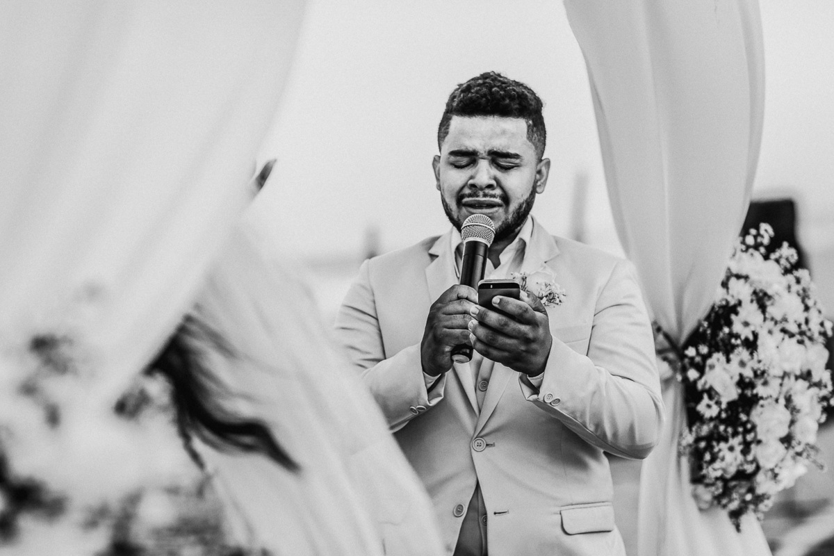 casamento-wedding-beach-summer-diurno-praia-por do sol-evangélico-cerimônia na praia-vestido da noiva-noiva-choro-emoção-decoração-fotografo de casamento-ceará-sãop paulo