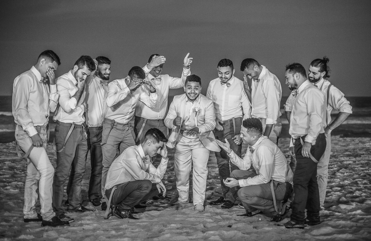 casamento-wedding-beach-summer-diurno-praia-por do sol-evangélico-cerimônia na praia-vestido da noiva-noiva-choro-emoção-decoração-fotografo de casamento-ceará-sãop paulo