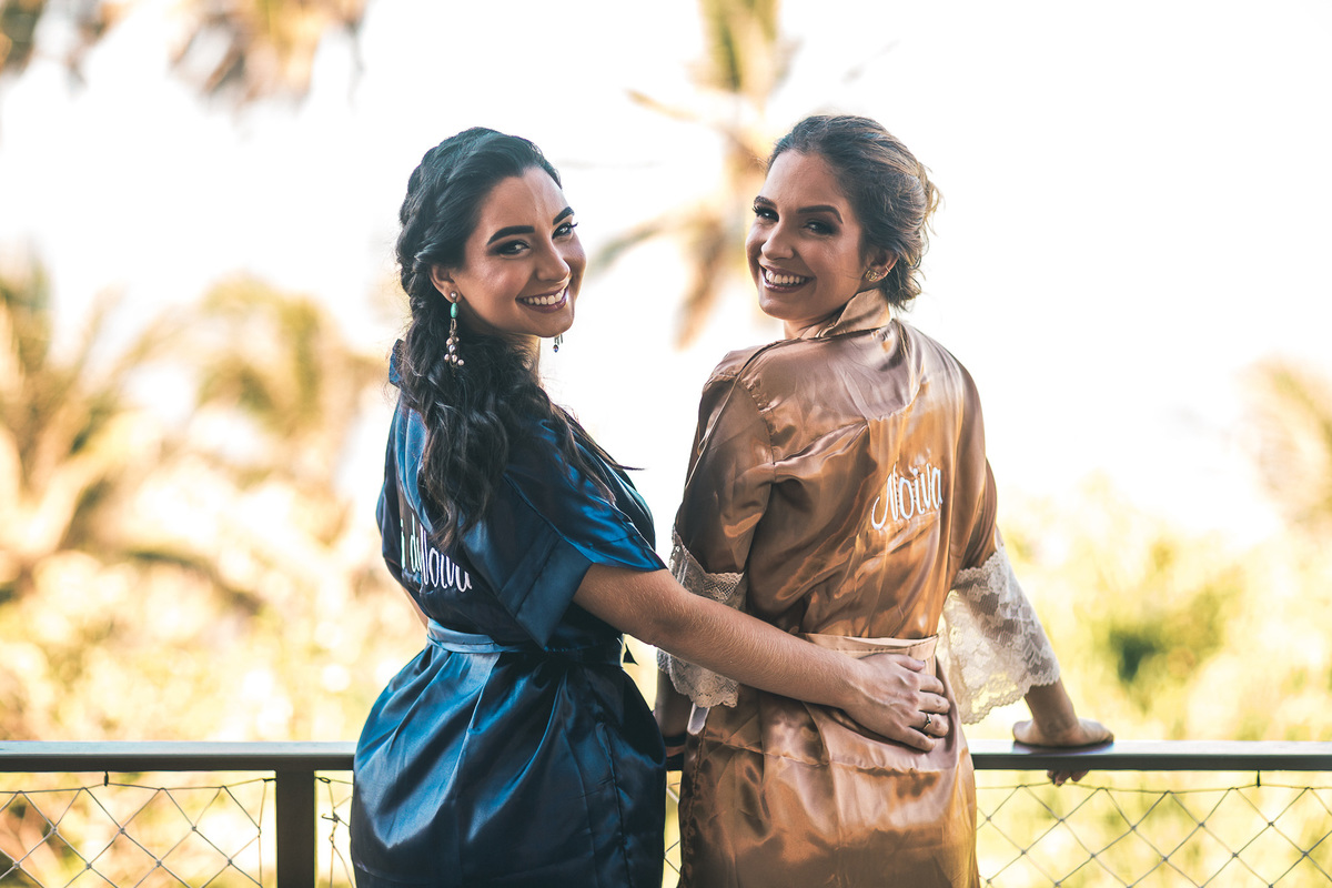 wedding-casamento-praia-beach-summer-lover-praia icapui-peroba-makingof-noiva-noivos-madrinhas-padrinhos-por do sol-buque-vestido-emoção-fotografia-fotojornalismo