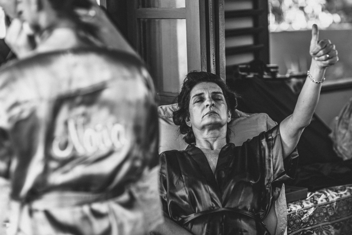 wedding-casamento-praia-beach-summer-lover-praia icapui-peroba-makingof-noiva-noivos-madrinhas-padrinhos-por do sol-buque-vestido-emoção-fotografia-fotojornalismo