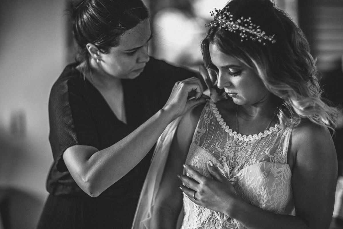 wedding-casamento-praia-beach-summer-lover-praia icapui-peroba-makingof-noiva-noivos-madrinhas-padrinhos-por do sol-buque-vestido-emoção-fotografia-fotojornalismo
