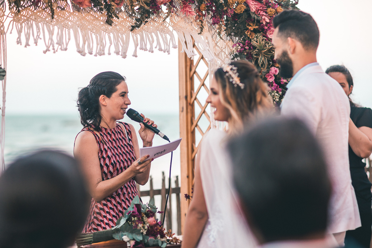wedding-casamento-praia-beach-summer-lover-praia icapui-peroba-makingof-noiva-noivos-madrinhas-padrinhos-por do sol-buque-vestido-emoção-fotografia-fotojornalismo