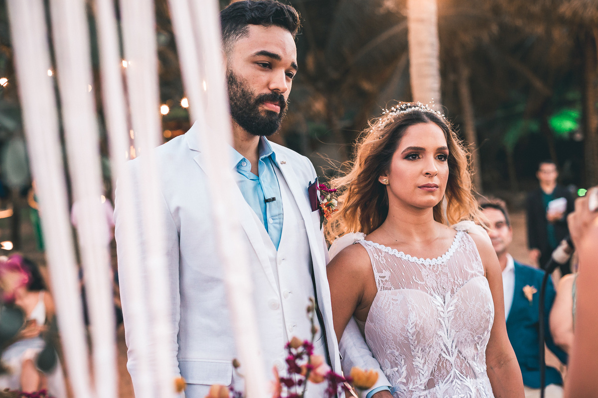 wedding-casamento-praia-beach-summer-lover-praia icapui-peroba-makingof-noiva-noivos-madrinhas-padrinhos-por do sol-buque-vestido-emoção-fotografia-fotojornalismo