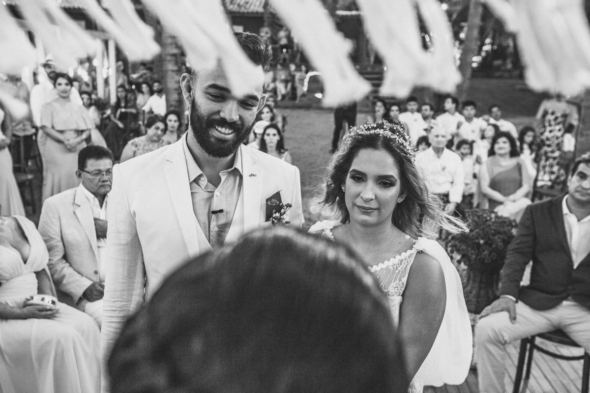 wedding-casamento-praia-beach-summer-lover-praia icapui-peroba-makingof-noiva-noivos-madrinhas-padrinhos-por do sol-buque-vestido-emoção-fotografia-fotojornalismo