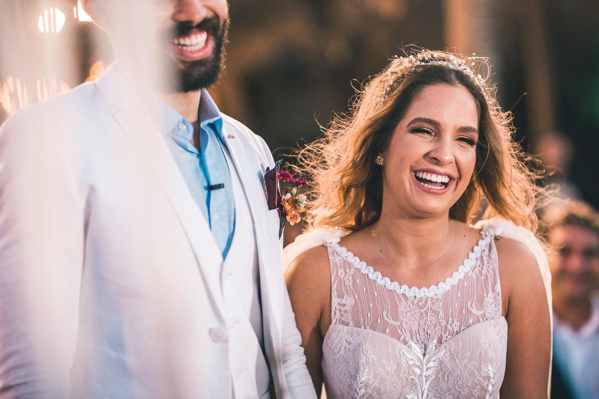 wedding-casamento-praia-beach-summer-lover-praia icapui-peroba-makingof-noiva-noivos-madrinhas-padrinhos-por do sol-buque-vestido-emoção-fotografia-fotojornalismo