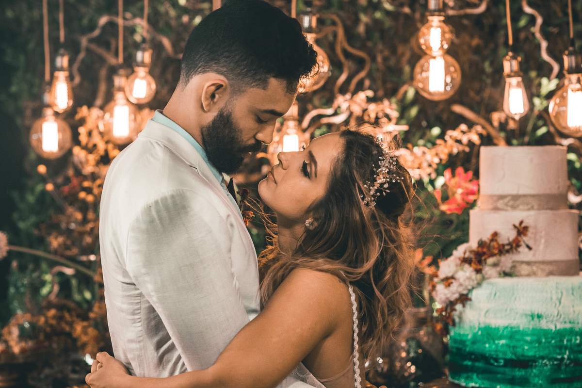 wedding-casamento-praia-beach-summer-lover-praia icapui-peroba-makingof-noiva-noivos-madrinhas-padrinhos-por do sol-buque-vestido-emoção-fotografia-fotojornalismo