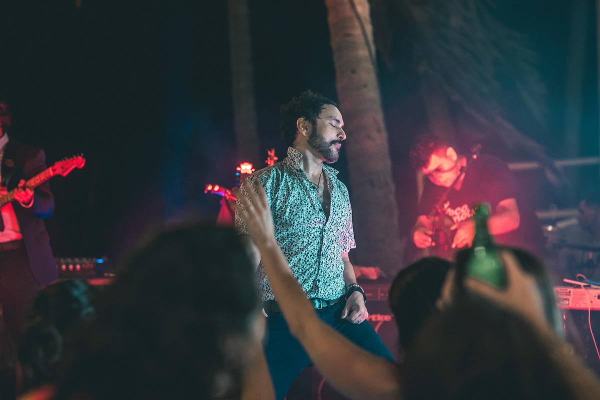 wedding-casamento-praia-beach-summer-lover-praia icapui-peroba-makingof-noiva-noivos-madrinhas-padrinhos-por do sol-buque-vestido-emoção-fotografia-fotojornalismo