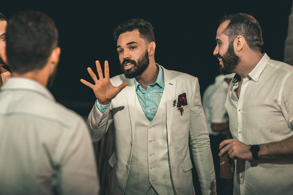 wedding-casamento-praia-beach-summer-lover-praia icapui-peroba-makingof-noiva-noivos-madrinhas-padrinhos-por do sol-buque-vestido-emoção-fotografia-fotojornalismo