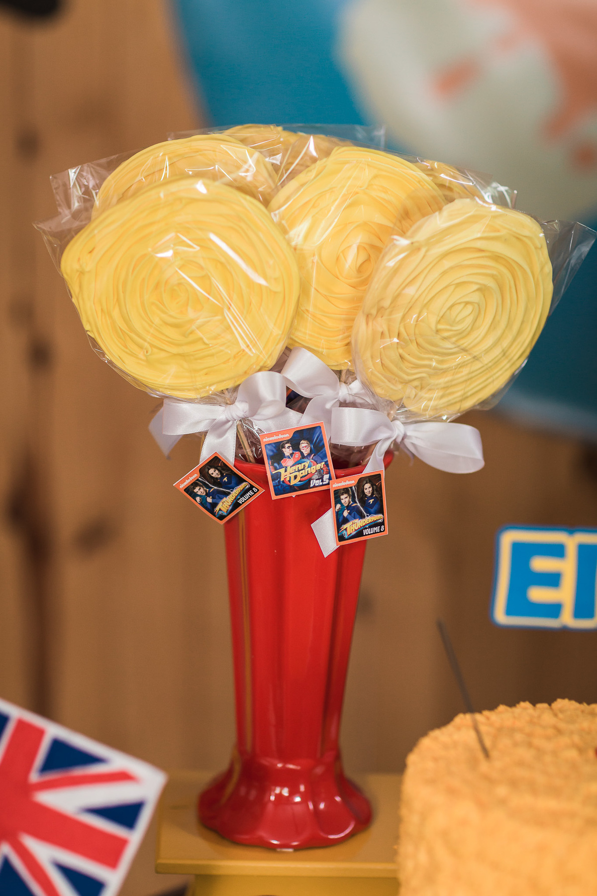 festa infantil-infantil-crianças-child-bolo-festa-amigos-brincadeiras-brigadeiro-foto-kids-fortaleza-ceara-buffet-cerimonialista-fotografo-evento-mundo