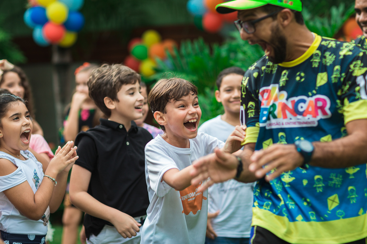 festa infantil-infantil-crianças-child-bolo-festa-amigos-brincadeiras-brigadeiro-foto-kids-fortaleza-ceara-buffet-cerimonialista-fotografo-evento-mundo