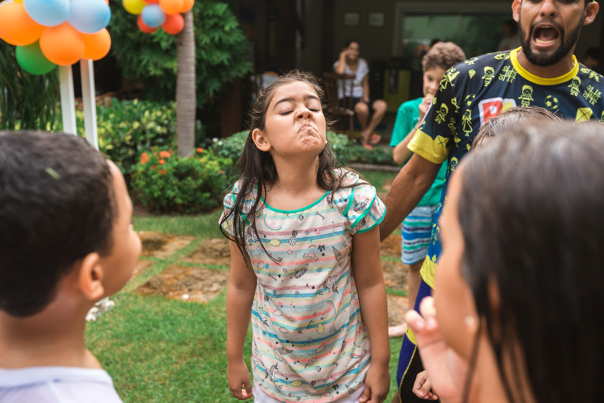 festa infantil-infantil-crianças-child-bolo-festa-amigos-brincadeiras-brigadeiro-foto-kids-fortaleza-ceara-buffet-cerimonialista-fotografo-evento-mundo