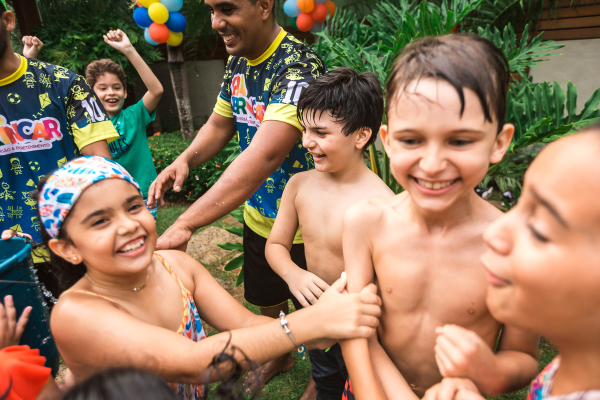 festa infantil-infantil-crianças-child-bolo-festa-amigos-brincadeiras-brigadeiro-foto-kids-fortaleza-ceara-buffet-cerimonialista-fotografo-evento-mundo