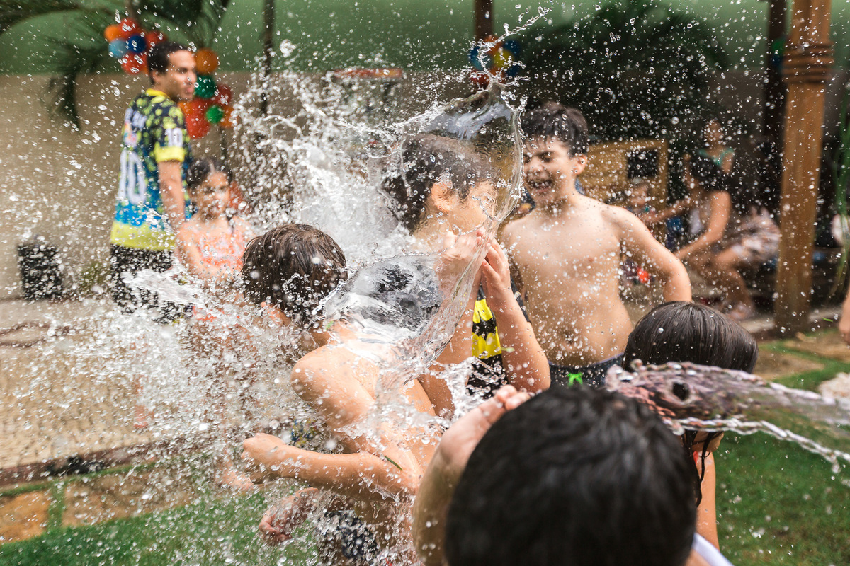 festa infantil-infantil-crianças-child-bolo-festa-amigos-brincadeiras-brigadeiro-foto-kids-fortaleza-ceara-buffet-cerimonialista-fotografo-evento-mundo