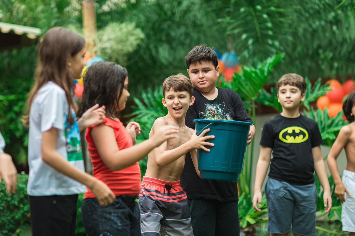 festa infantil-infantil-crianças-child-bolo-festa-amigos-brincadeiras-brigadeiro-foto-kids-fortaleza-ceara-buffet-cerimonialista-fotografo-evento-mundo
