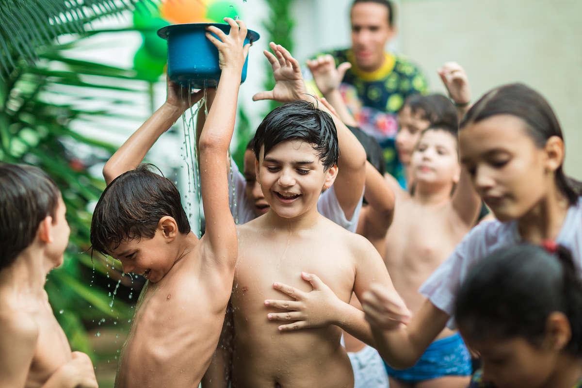 festa infantil-infantil-crianças-child-bolo-festa-amigos-brincadeiras-brigadeiro-foto-kids-fortaleza-ceara-buffet-cerimonialista-fotografo-evento-mundo
