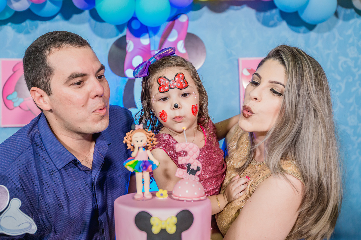 festa-infantil-tema minie-minie-mickey-bolo de aniversário-crianças-3 anos-decoração-foto-fotografo infantil-fortaleza-ceara-buffet-cerimonialista