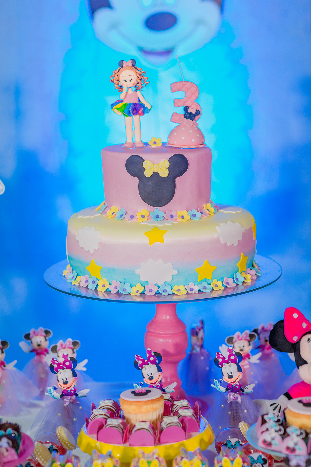 festa-infantil-tema minie-minie-mickey-bolo de aniversário-crianças-3 anos-decoração-foto-fotografo infantil-fortaleza-ceara-buffet-cerimonialista