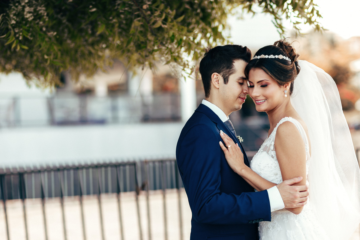 casamento-matinal-makinofnoiva-noiva-noivo-buque-capela-santaedwuiges-igreja-felizes-mariana park-praia-beach-amor-fotografia de casamento-fotografo-ceara