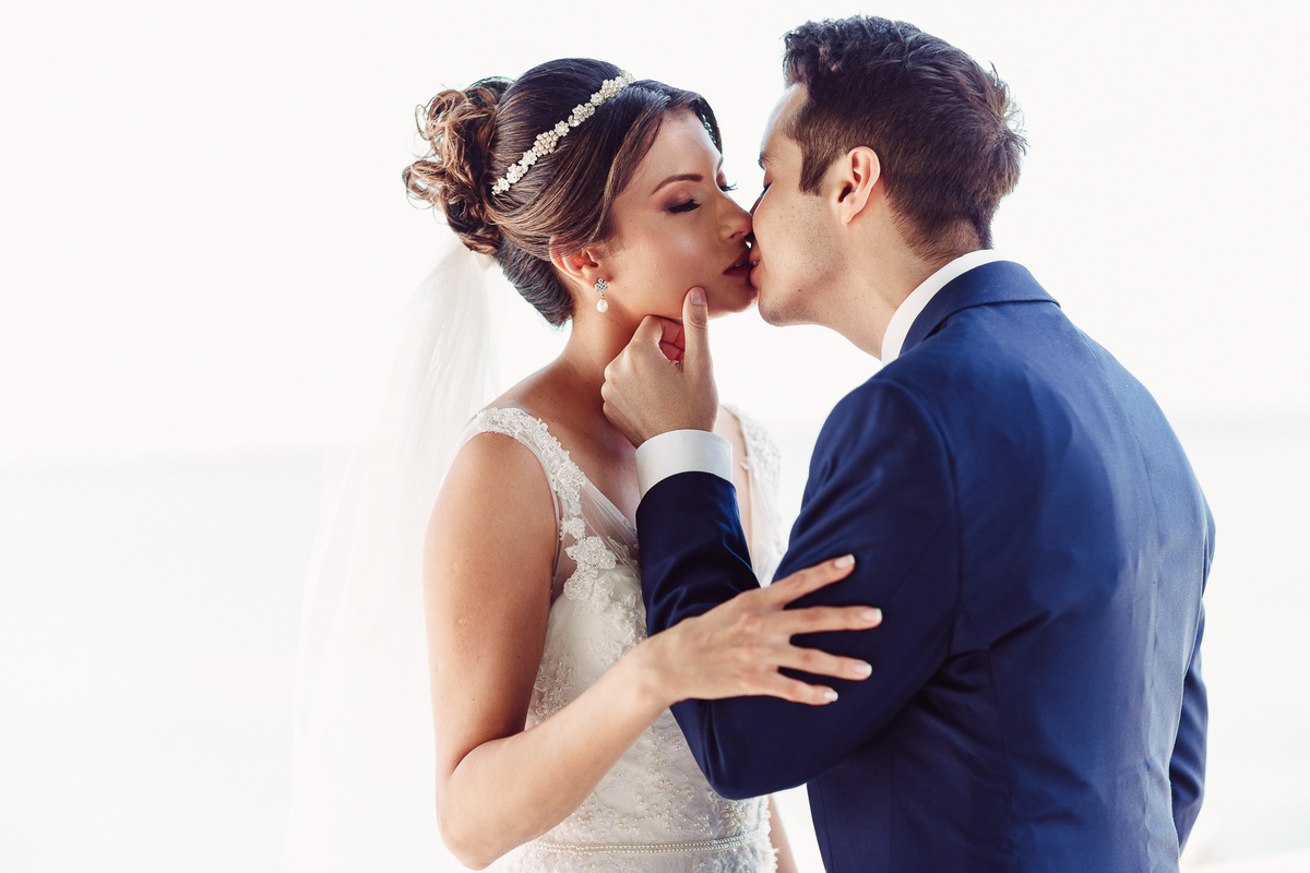 casamento-matinal-makinofnoiva-noiva-noivo-buque-capela-santaedwuiges-igreja-felizes-mariana park-praia-beach-amor-fotografia de casamento-fotografo-ceara