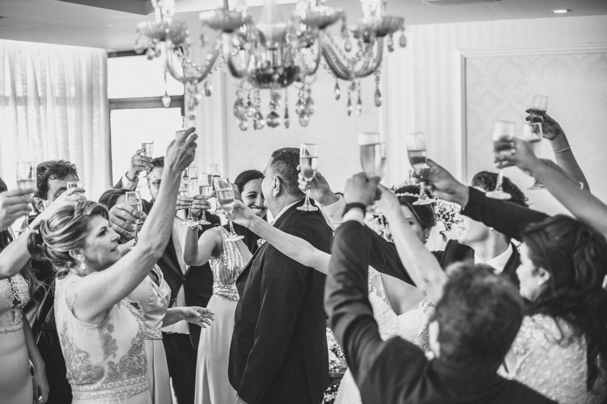 casamento-matinal-makinofnoiva-noiva-noivo-buque-capela-santaedwuiges-igreja-felizes-mariana park-praia-beach-amor-fotografia de casamento-fotografo-ceara