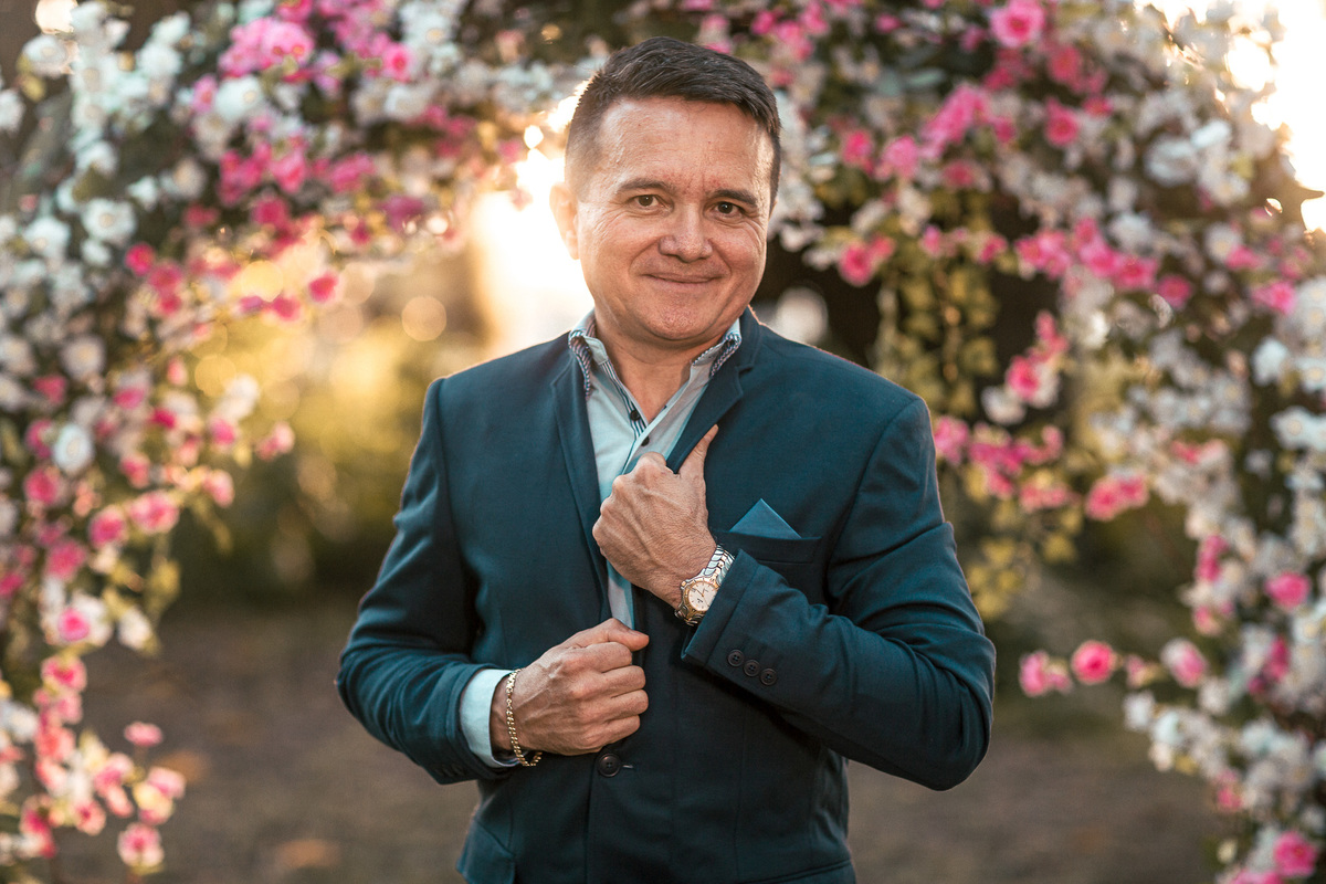 ensaio-casal-pre wedding-wedding-casamento-book de casal-fotos-fusca-carros-mileide-safadão-carro-conversivel-vestido de noiva-noivado-noivos