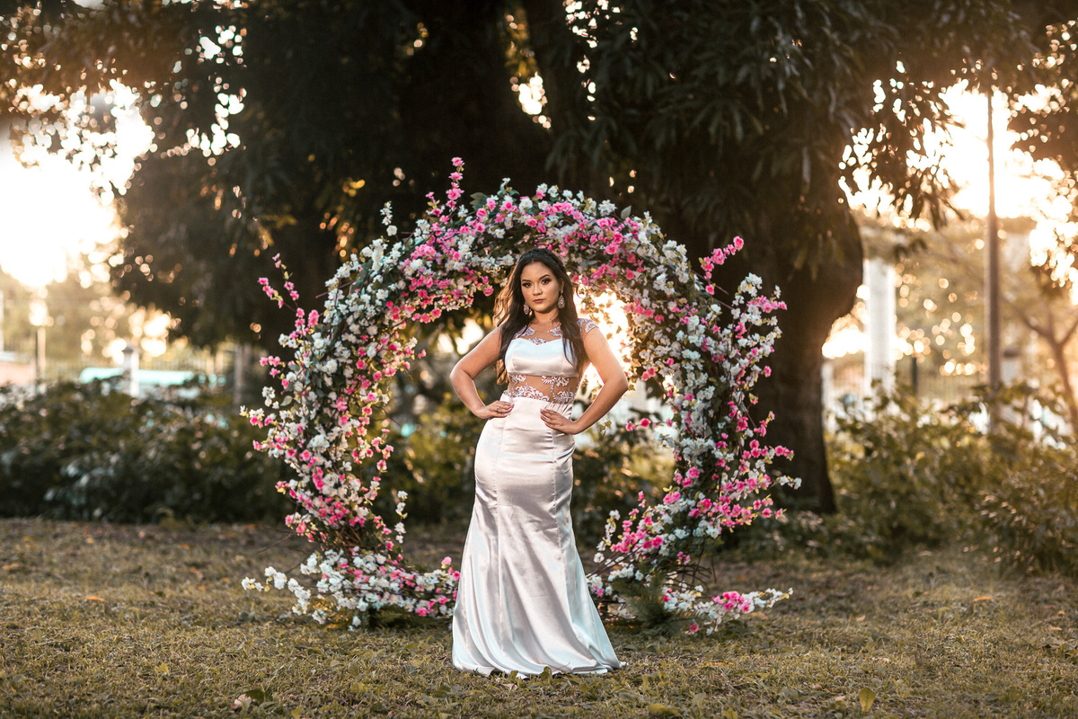 ensaio-casal-pre wedding-wedding-casamento-book de casal-fotos-fusca-carros-mileide-safadão-carro-conversivel-vestido de noiva-noivado-noivos