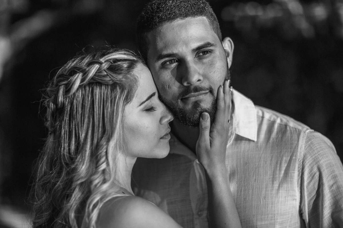 pre wedding-ensaio-fotografia-casamento-book de casal- prewedding-lover-fotos-fortaleza- parque do coco-hamburgueria-barneys
