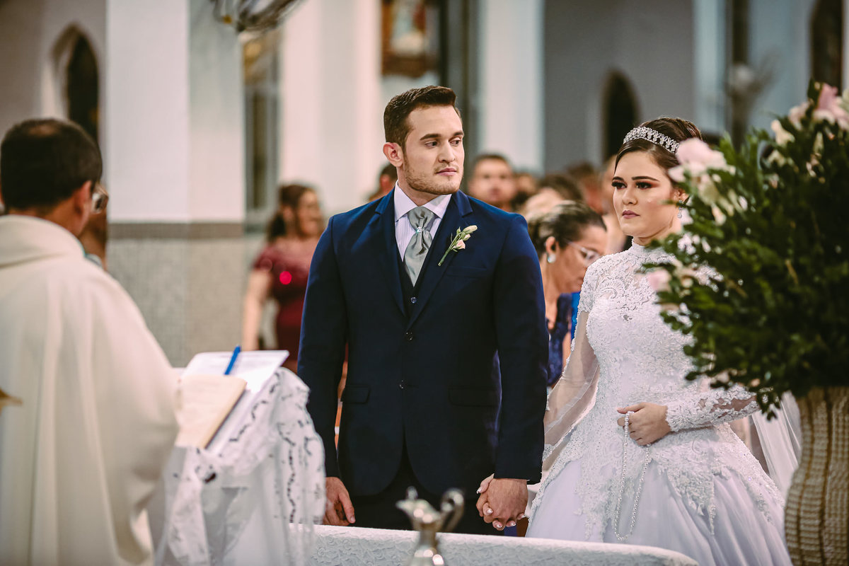 makingofnoiva-noiva-noivos-noivado-wedding-vestido de noiva-casamento-vou casar-lua de mel-marido-mulher-terno-make-penteado-buffet-Luanas-parquelandia-aldeota-meireles-fatima-agua fria-varjota-edson queiroz-igreja-cerimonialista