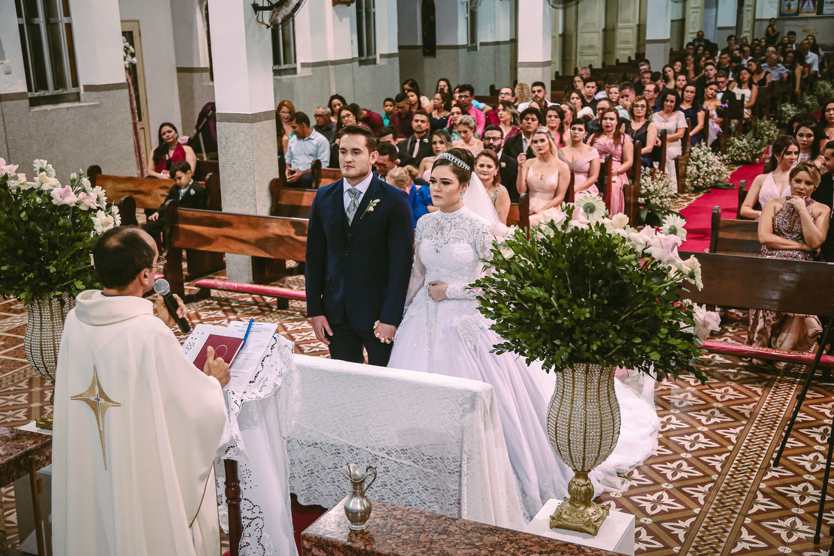 makingofnoiva-noiva-noivos-noivado-wedding-vestido de noiva-casamento-vou casar-lua de mel-marido-mulher-terno-make-penteado-buffet-Luanas-parquelandia-aldeota-meireles-fatima-agua fria-varjota-edson queiroz-igreja-cerimonialista