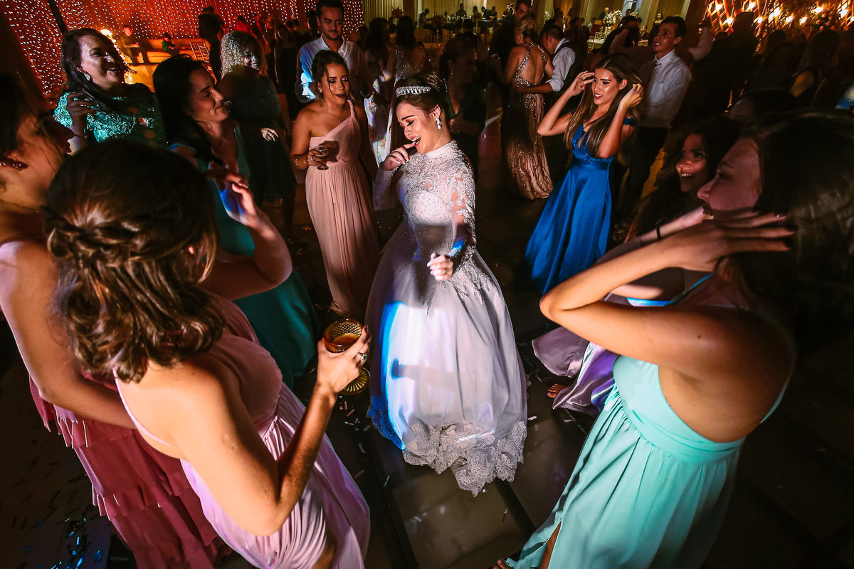 makingofnoiva-noiva-noivos-noivado-wedding-vestido de noiva-casamento-vou casar-lua de mel-marido-mulher-terno-make-penteado-buffet-Luanas-parquelandia-aldeota-meireles-fatima-agua fria-varjota-edson queiroz-igreja-cerimonialista