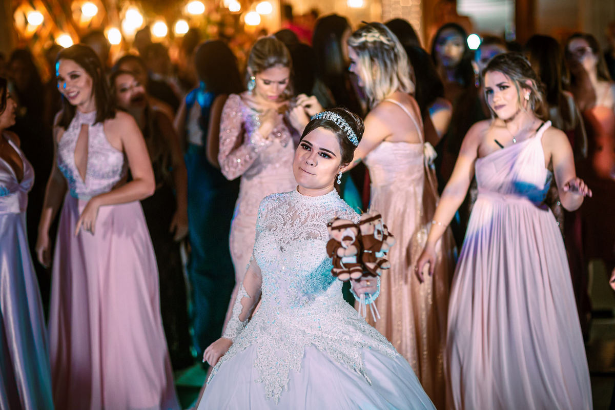 makingofnoiva-noiva-noivos-noivado-wedding-vestido de noiva-casamento-vou casar-lua de mel-marido-mulher-terno-make-penteado-buffet-Luanas-parquelandia-aldeota-meireles-fatima-agua fria-varjota-edson queiroz-igreja-cerimonialista