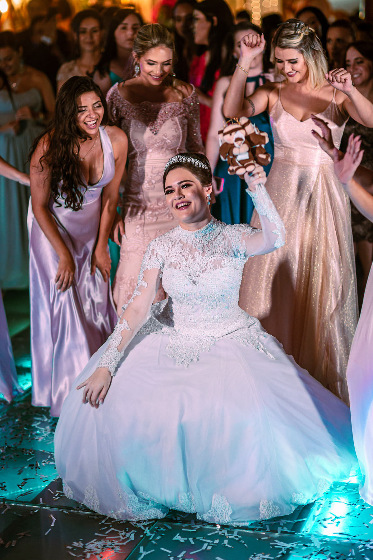 makingofnoiva-noiva-noivos-noivado-wedding-vestido de noiva-casamento-vou casar-lua de mel-marido-mulher-terno-make-penteado-buffet-Luanas-parquelandia-aldeota-meireles-fatima-agua fria-varjota-edson queiroz-igreja-cerimonialista