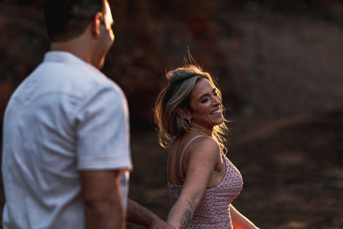 praia-beach-casamento-book-noiva-noivado-fotografia-casal-prewedding-book externo-vestido