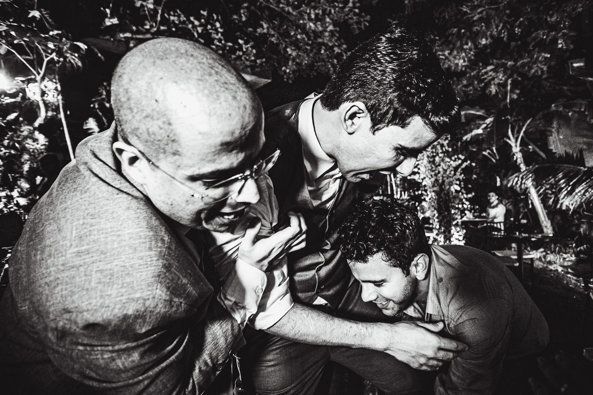 casamento-wedding-noivos-vestido noiva-restaurante pipo-pipo-cerimonia-recepção-buffet-cerimonial-carro noiva-bolo-véu-buque-festa-bebidas-dança-noivos bebados