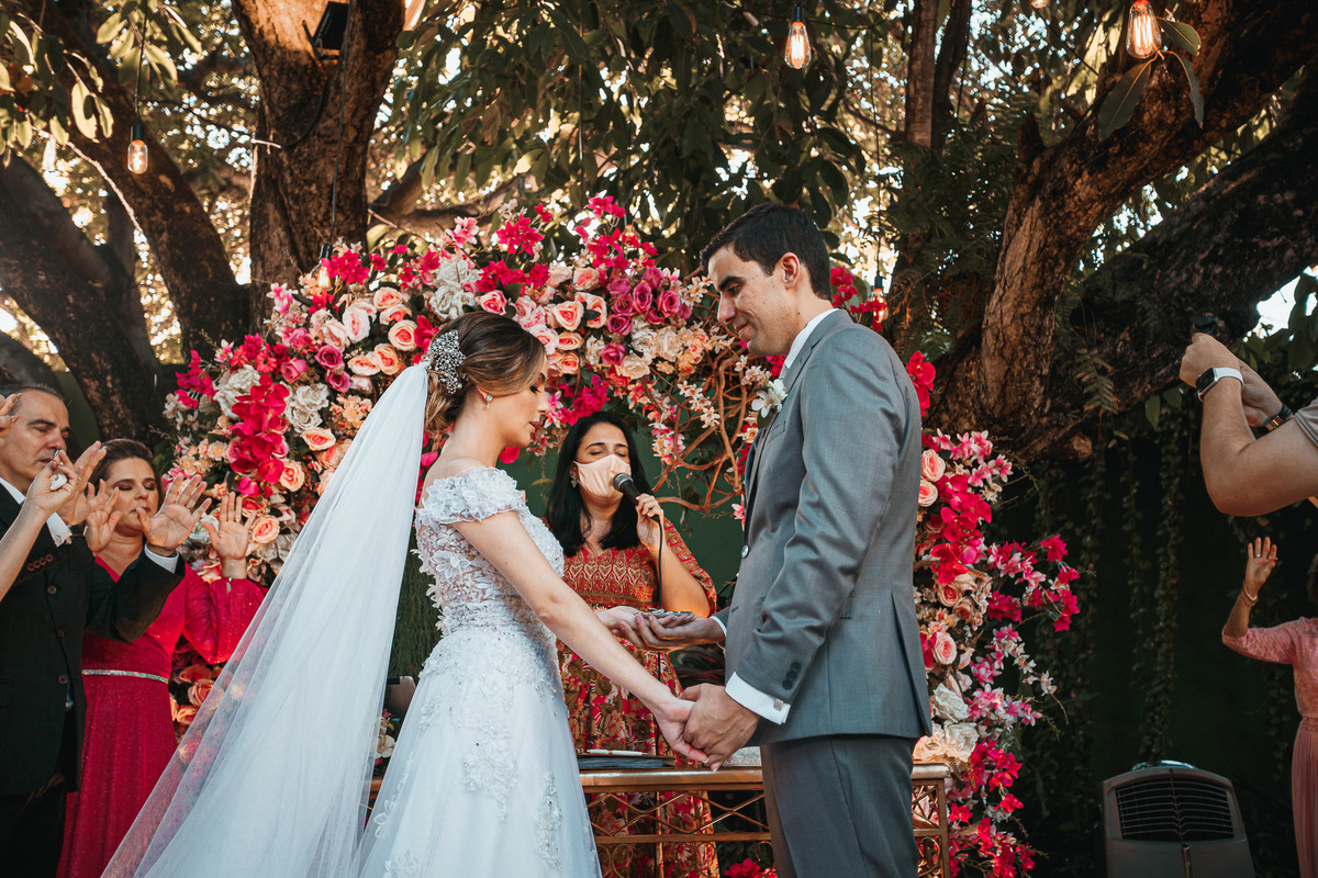 casamento-wedding-noivos-vestido noiva-restaurante pipo-pipo-cerimonia-recepção-buffet-cerimonial-carro noiva-bolo-véu-buque