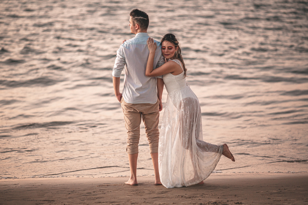 ensaio-pre wedding-casamento-book na praia-noivado-noiva-fotografo de casamento-praia-mucuripe-sasha-por do sol-sasha-xuxa