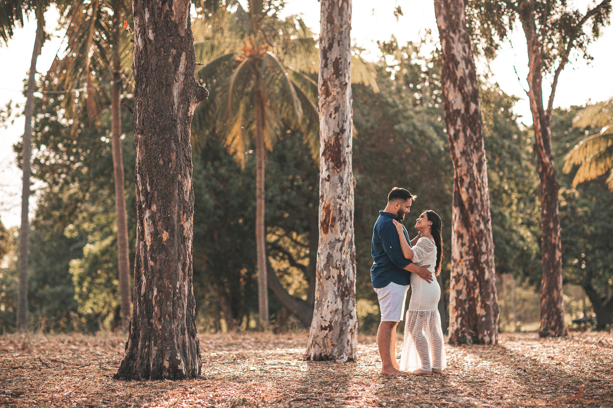 prewedding-casamento-noivado-book casal-fazenda-noiva-vestido prewedding-por do sol-fotos de casal