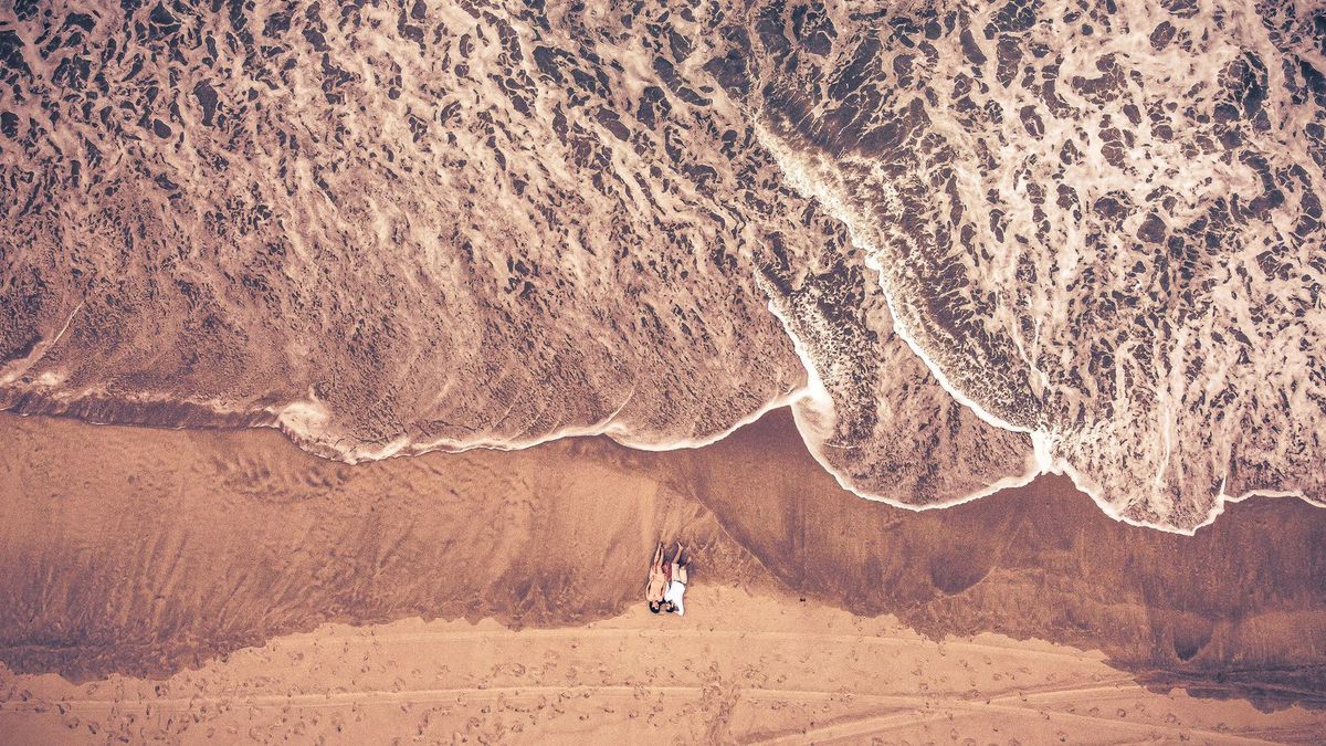 prewedding-casamento-noivos-book casal-fotos de casal-casamento na praia-fotos de casamento-vestido de noiva-fotografo de casamento