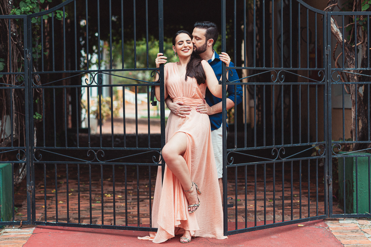 prewedding-casamento-noivos-book casal-fotos de casal-casamento na praia-fotos de casamento-vestido de noiva-fotografo de casamento