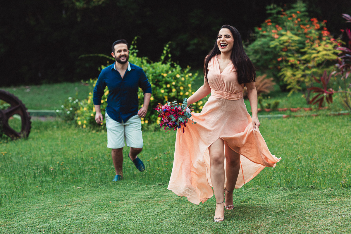 prewedding-casamento-noivos-book casal-fotos de casal-casamento na praia-fotos de casamento-vestido de noiva-fotografo de casamento