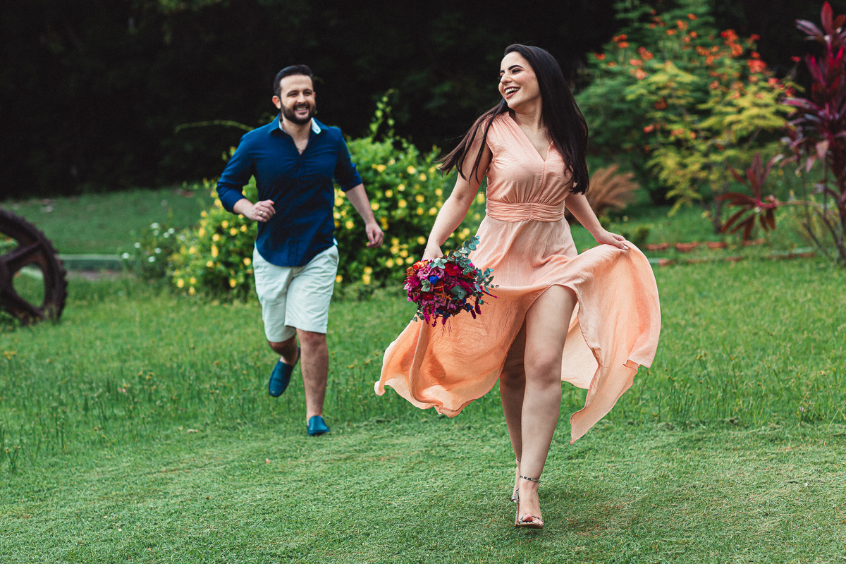 prewedding-casamento-noivos-book casal-fotos de casal-casamento na praia-fotos de casamento-vestido de noiva-fotografo de casamento