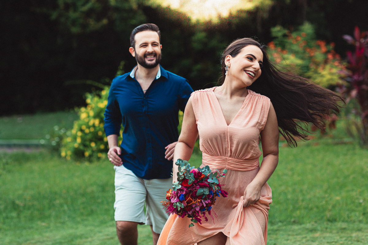 prewedding-casamento-noivos-book casal-fotos de casal-casamento na praia-fotos de casamento-vestido de noiva-fotografo de casamento