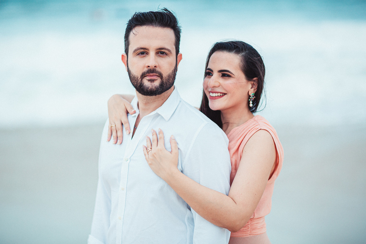 prewedding-casamento-noivos-book casal-fotos de casal-casamento na praia-fotos de casamento-vestido de noiva-fotografo de casamento