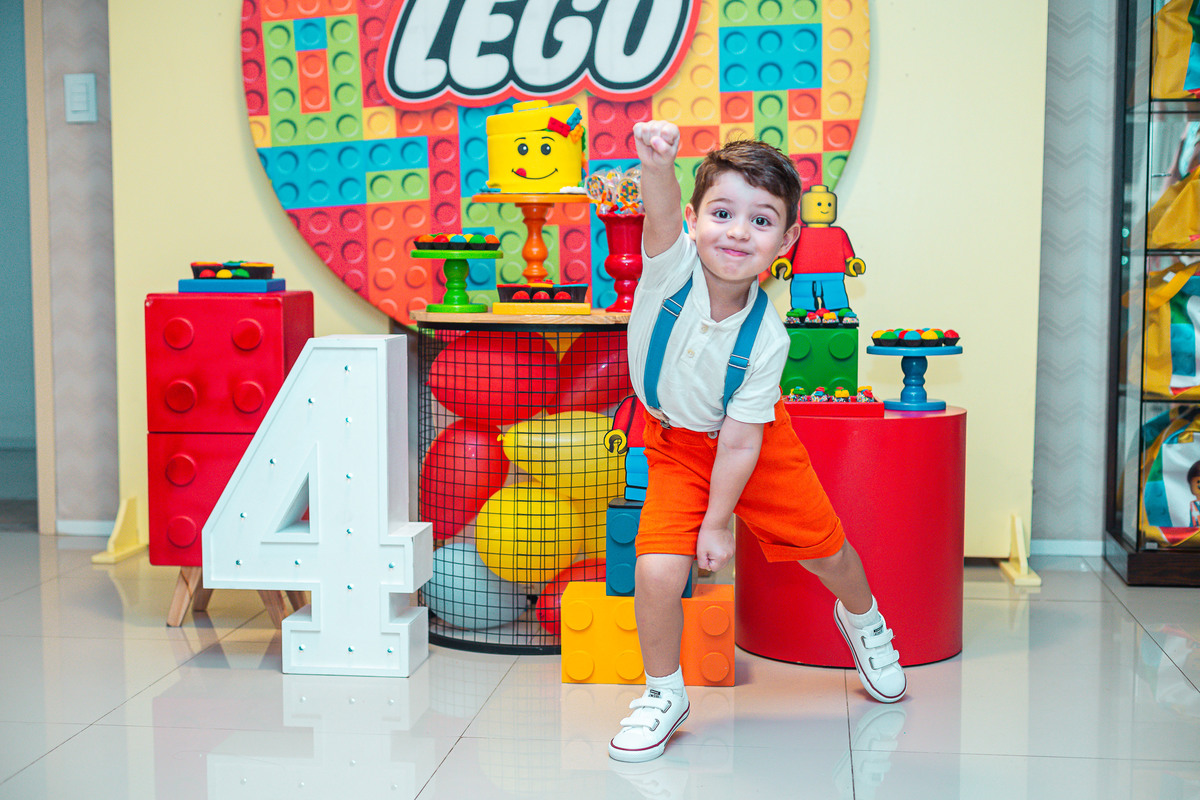 festa infantil-aniversário infantil-festa-aniversário-bolo-tema lego-lego