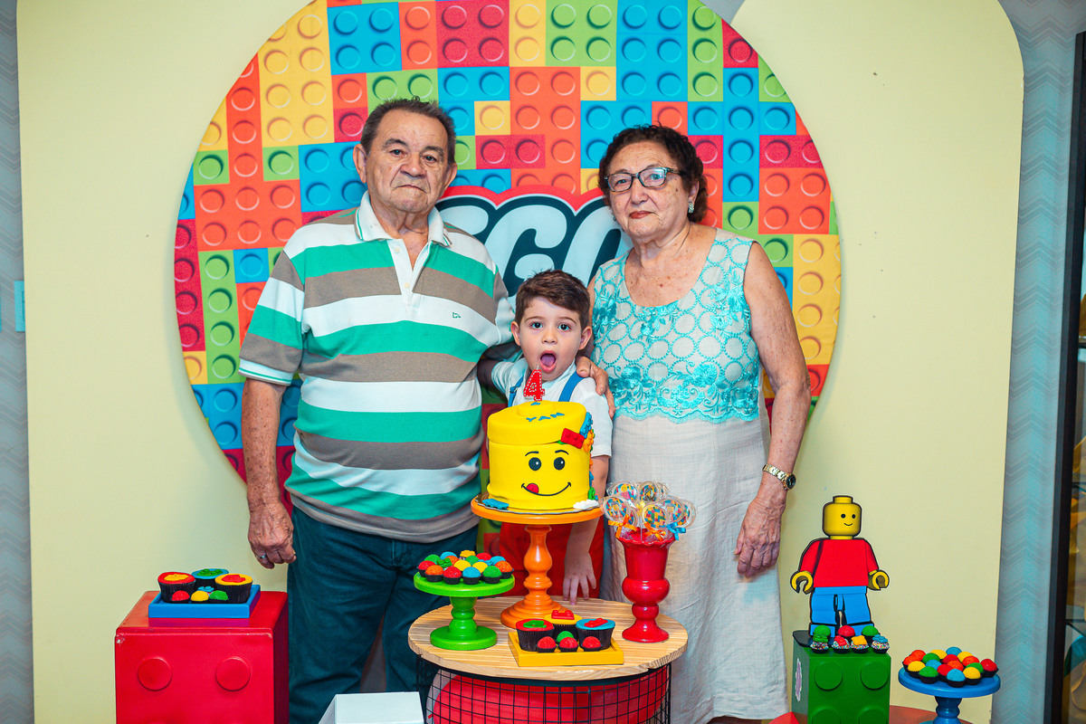 festa infantil-aniversário infantil-festa-aniversário-bolo-tema lego-lego