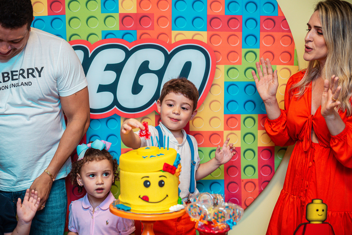 festa infantil-aniversário infantil-festa-aniversário-bolo-tema lego-lego