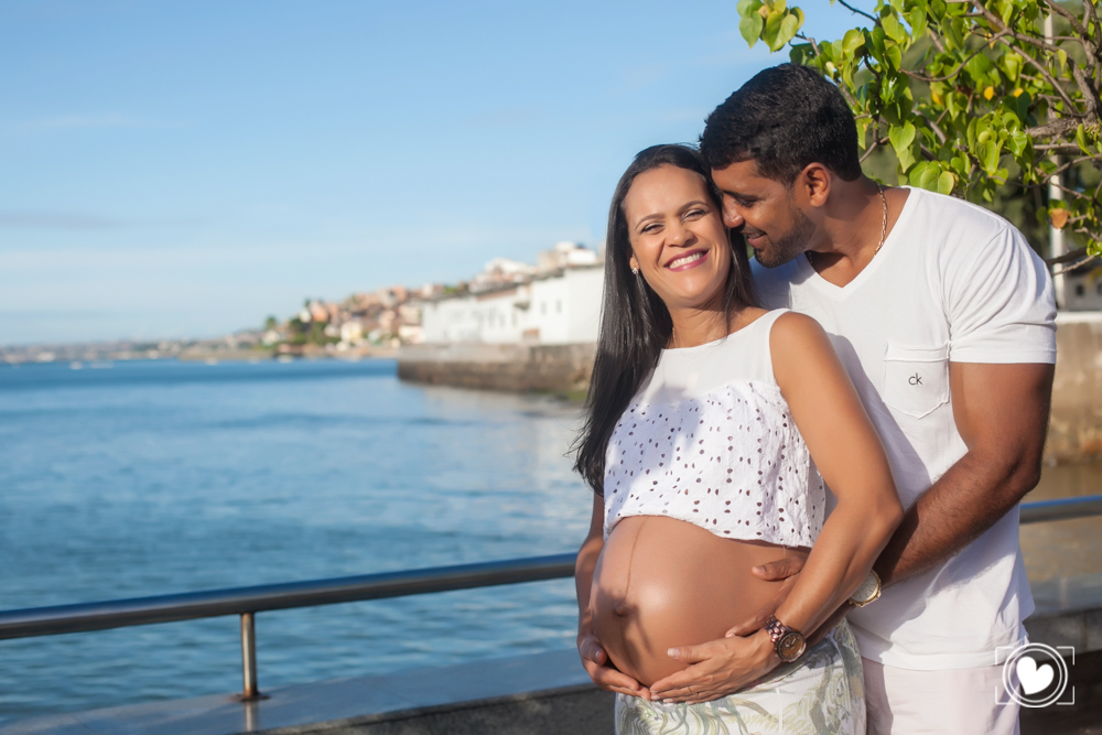 um cheiro, um toque, um carinho, uma família, e o fruto deste amor a caminho.