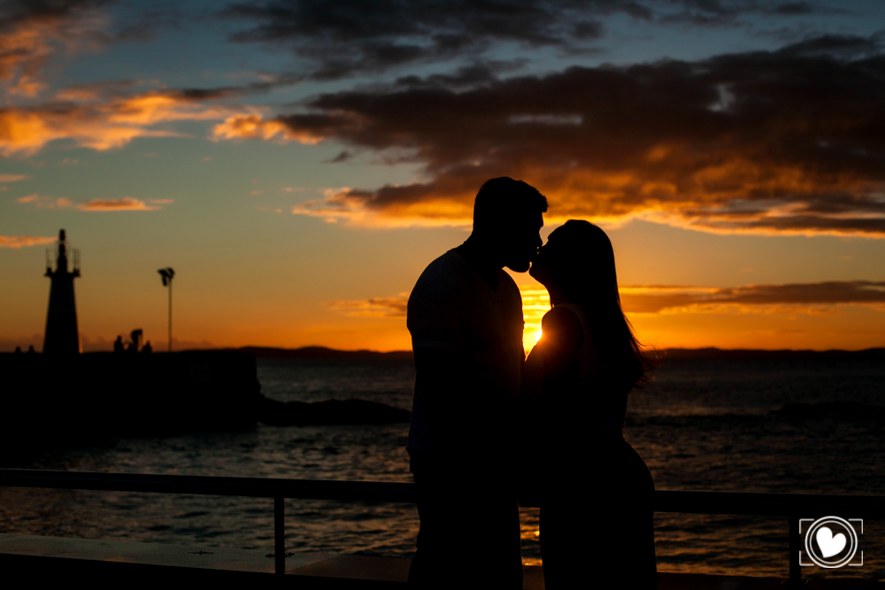 ponta do humaitá é um lugar sagrado. assim como o beijo deste casal. foto hipnotizante, não canso de olhar. 