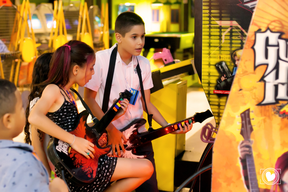 é hora de fazer um som, guitarras a postos e vamos começar.