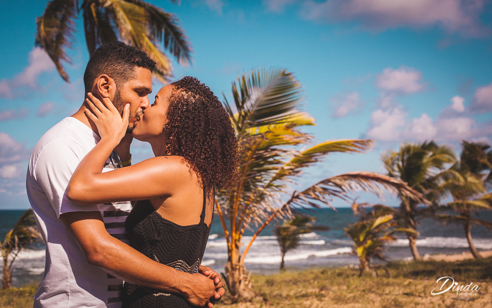 Um beijo em frente ao mar, 
Ensaio fotografico Rafaela e Eduardo, Costa do Sauipe